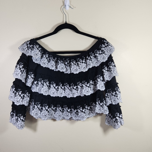 wms gianni bini tiered ruffled embroidered lacey cropped top sz s feminine boho - Picture 6 of 12